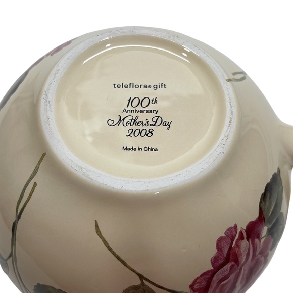 100th Anniversary Mother’s Day 2008 Rose Teapot by Teleflora - Picture 12 of 15